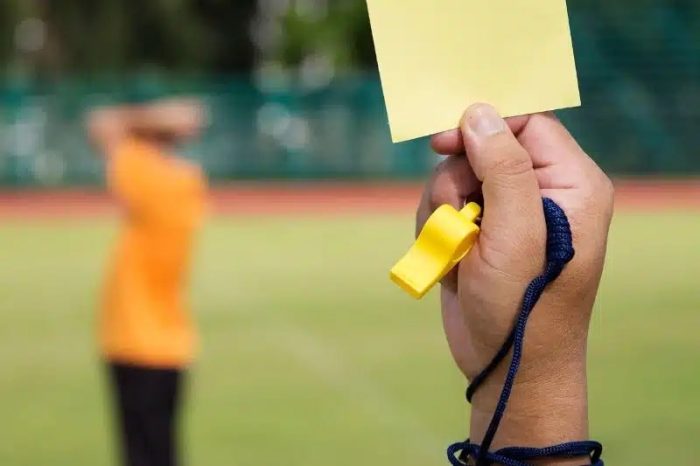 thẻ vàng có tác dụng gì